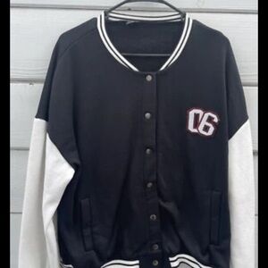 SHEIN Black and White V-Neck Sweater Plus Size Large